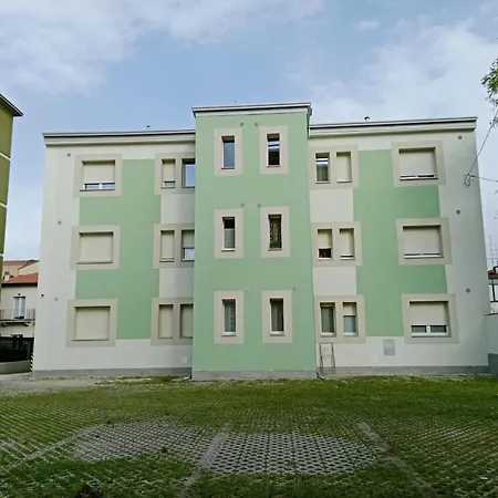 Apartamento Near Expo And Center 9 *