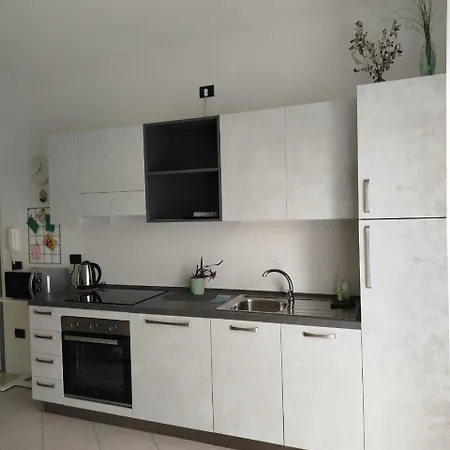 Near Expo And Center 9 Apartamento